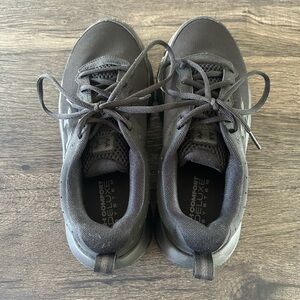 UA Men’s Charged Assert Running Shoes